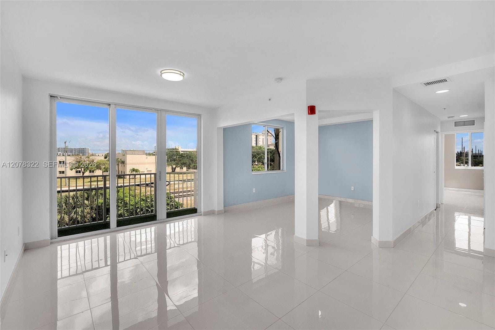 2651 NE 212th Terrace 301, Miami, FL 33180 photo 9