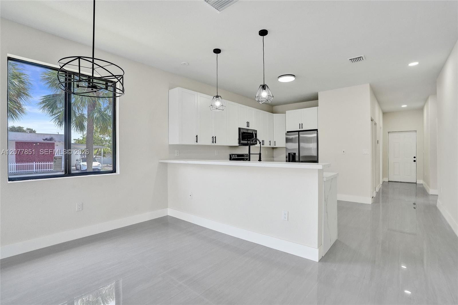 599 SW 12th Avenue — photo 10
