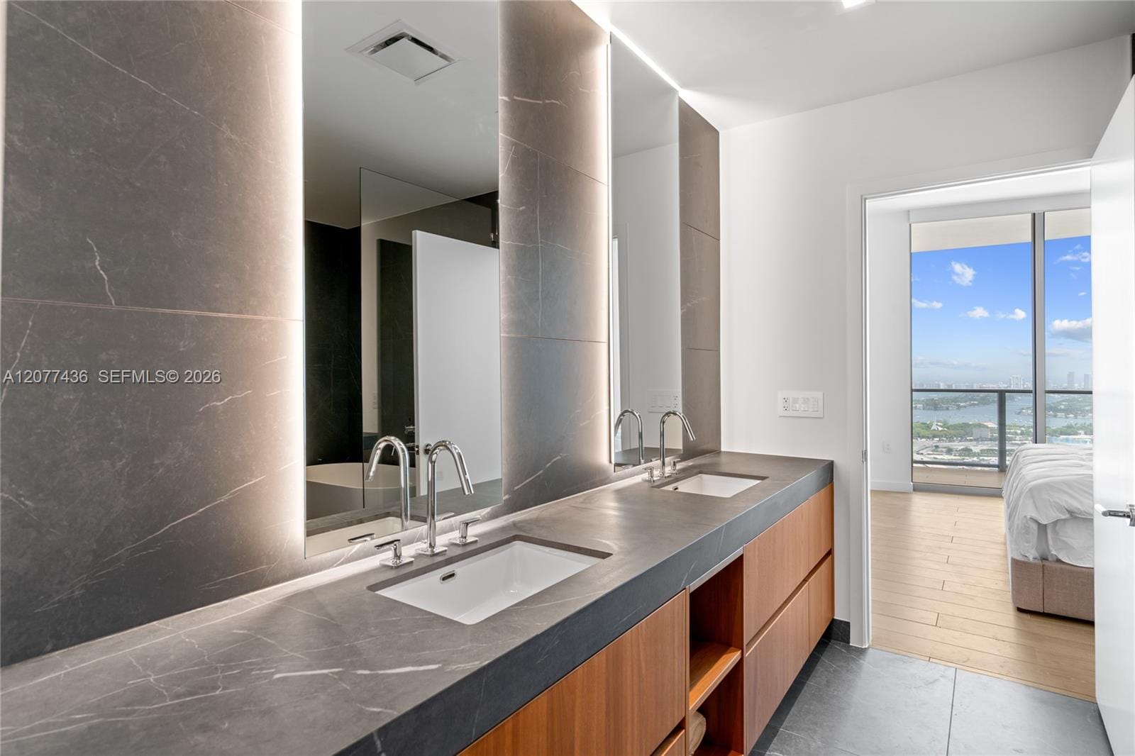 1400 Biscayne Boulevard 4203 — photo 5