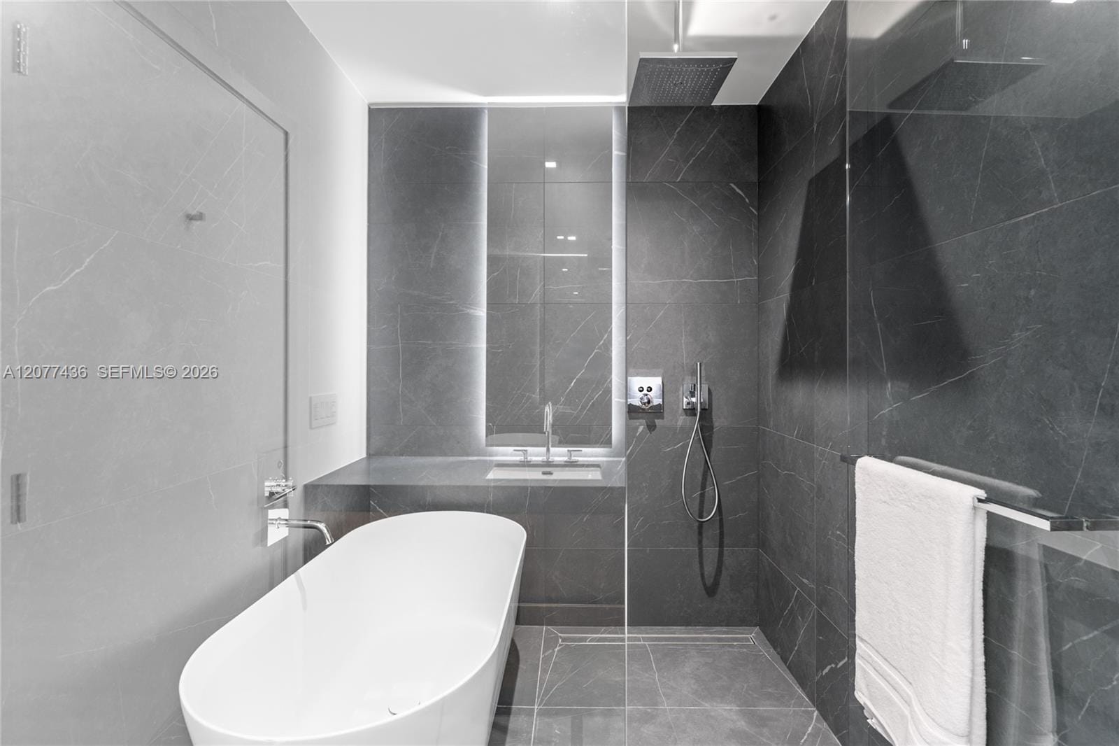 1400 Biscayne Boulevard 4203 — photo 6