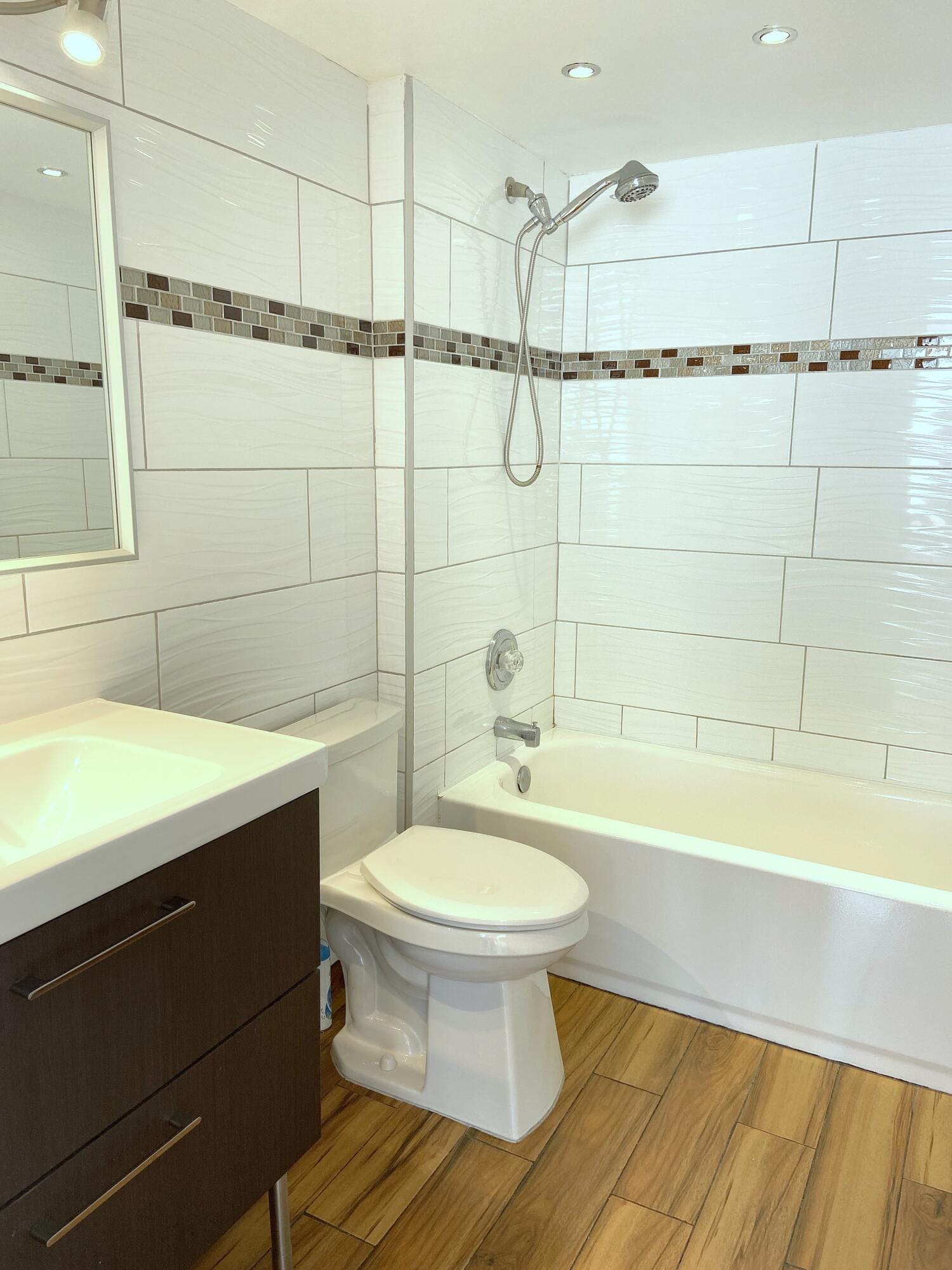 16546 NE 26 Avenue 5J — photo 3