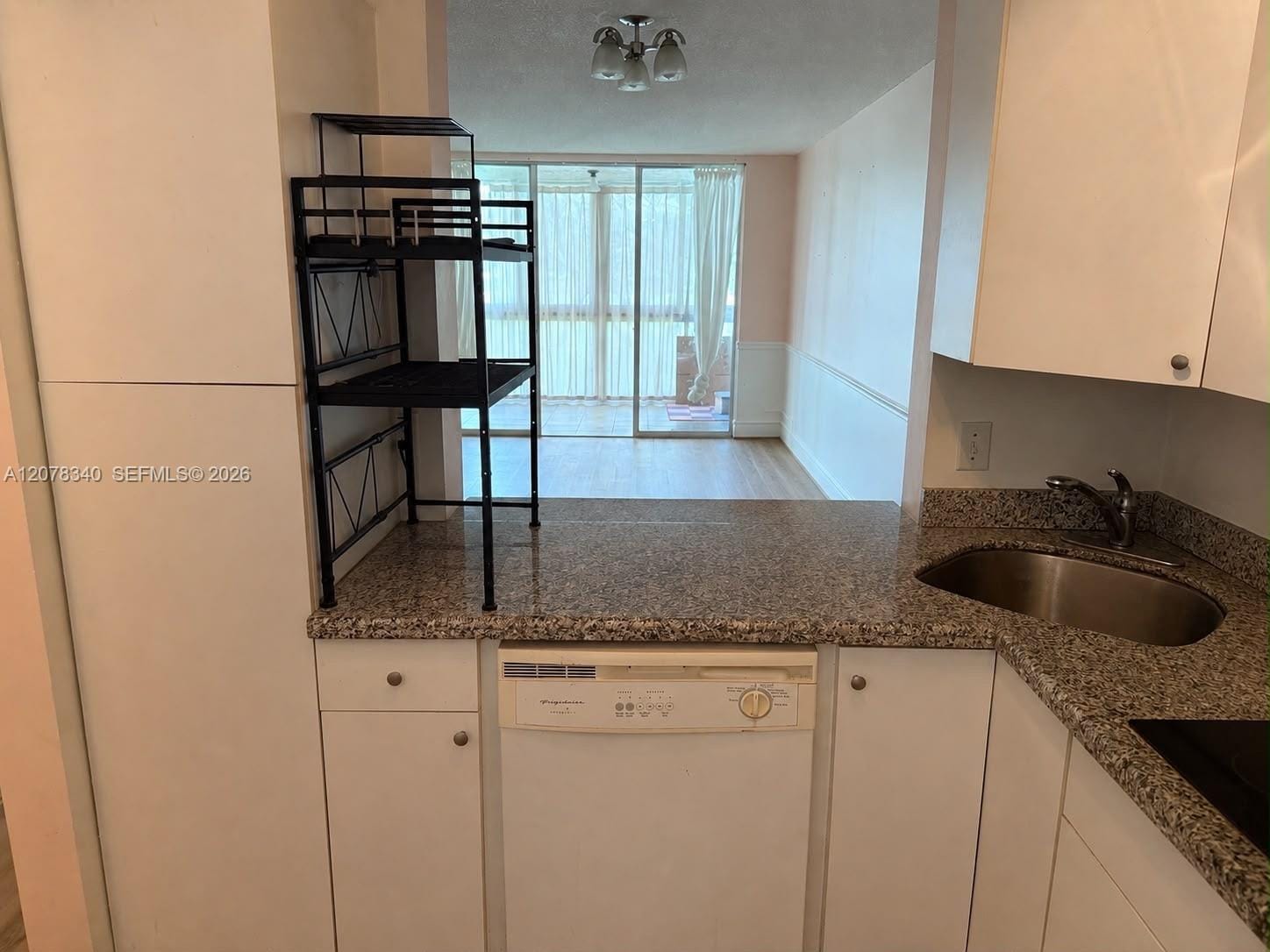 9420 Poinciana Place 206 — photo 8