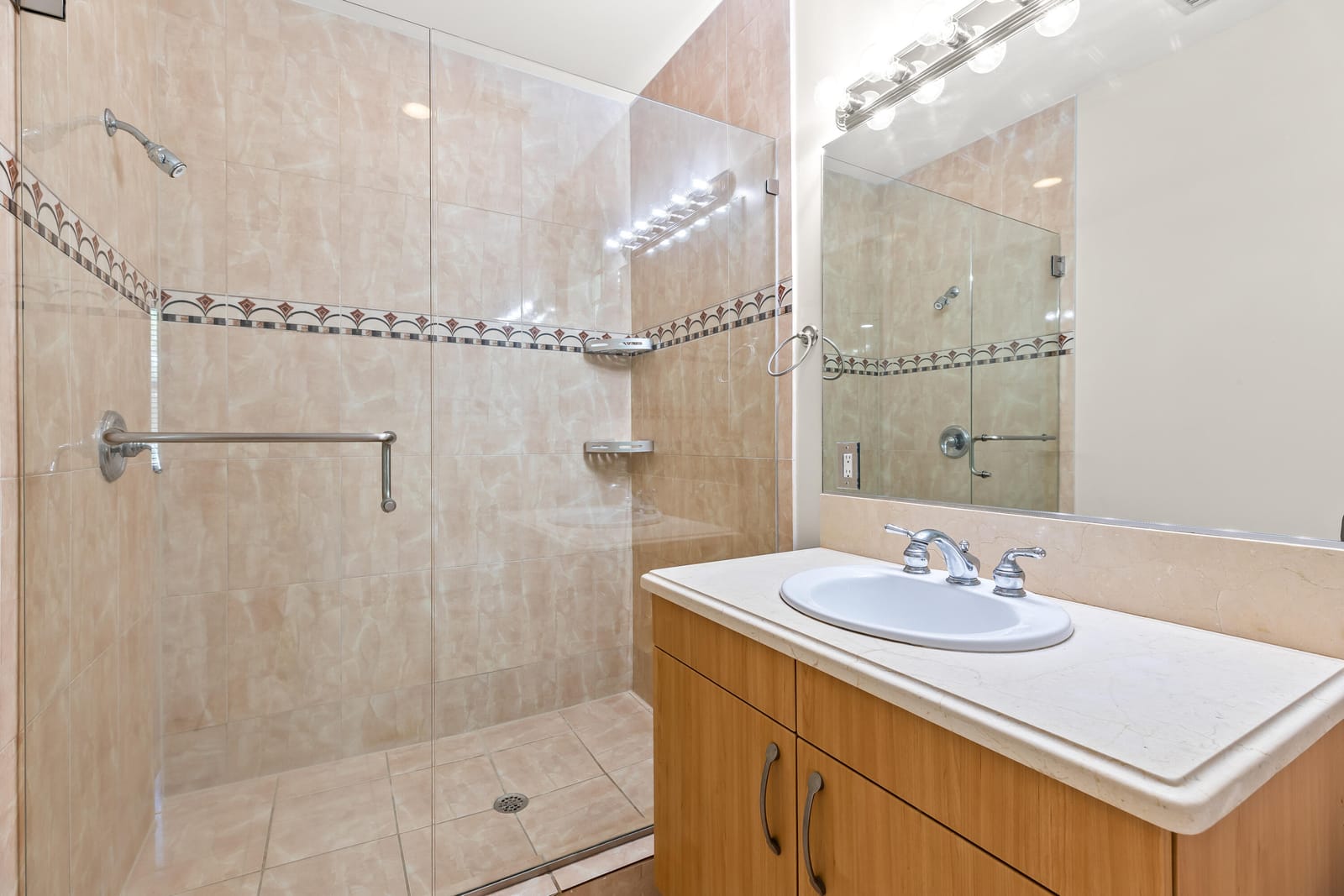 29 NE 24TH Avenue 29, Pompano Beach, FL 33062 photo 16