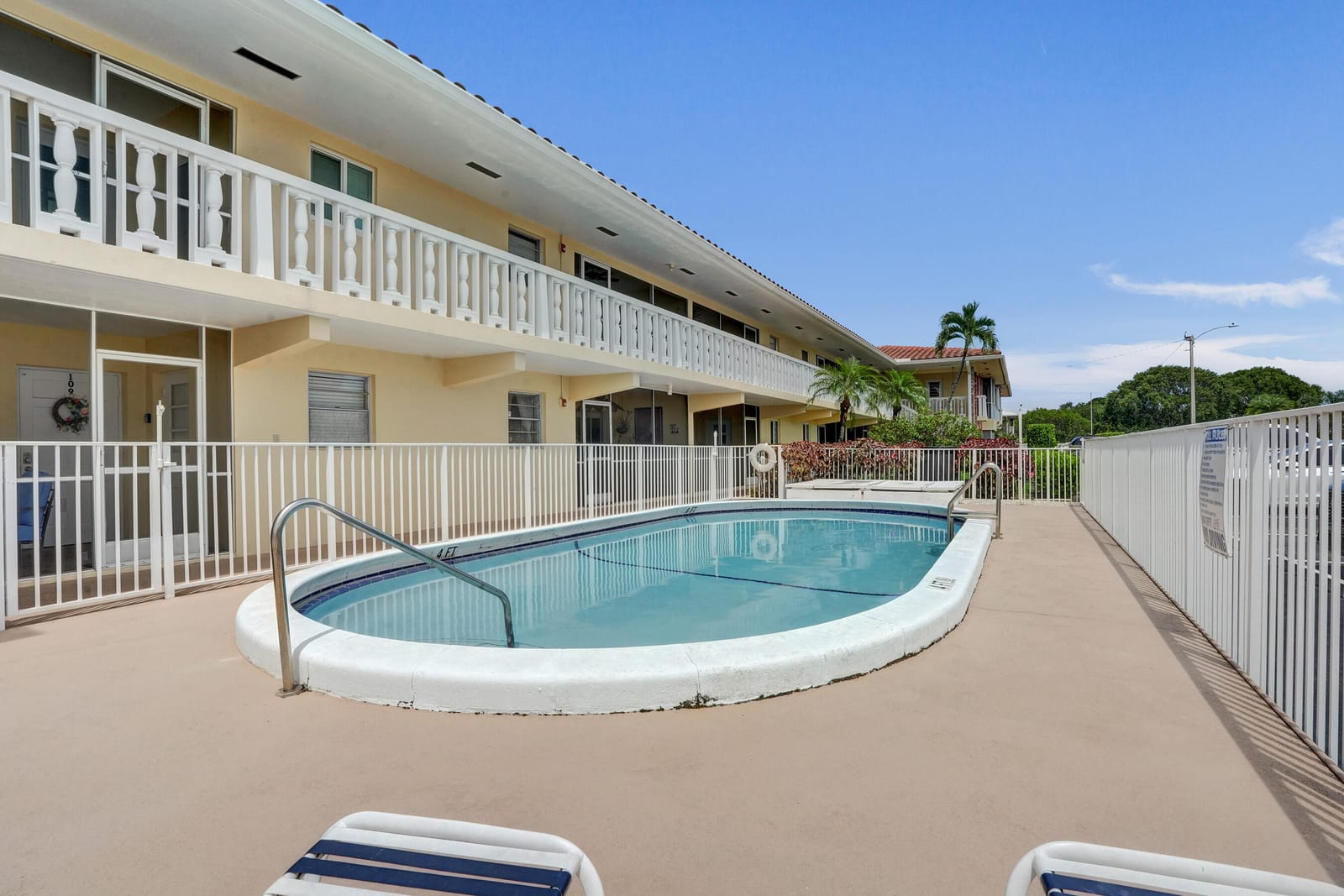 2121 NE 68TH Street 202, Fort Lauderdale, FL 33308
