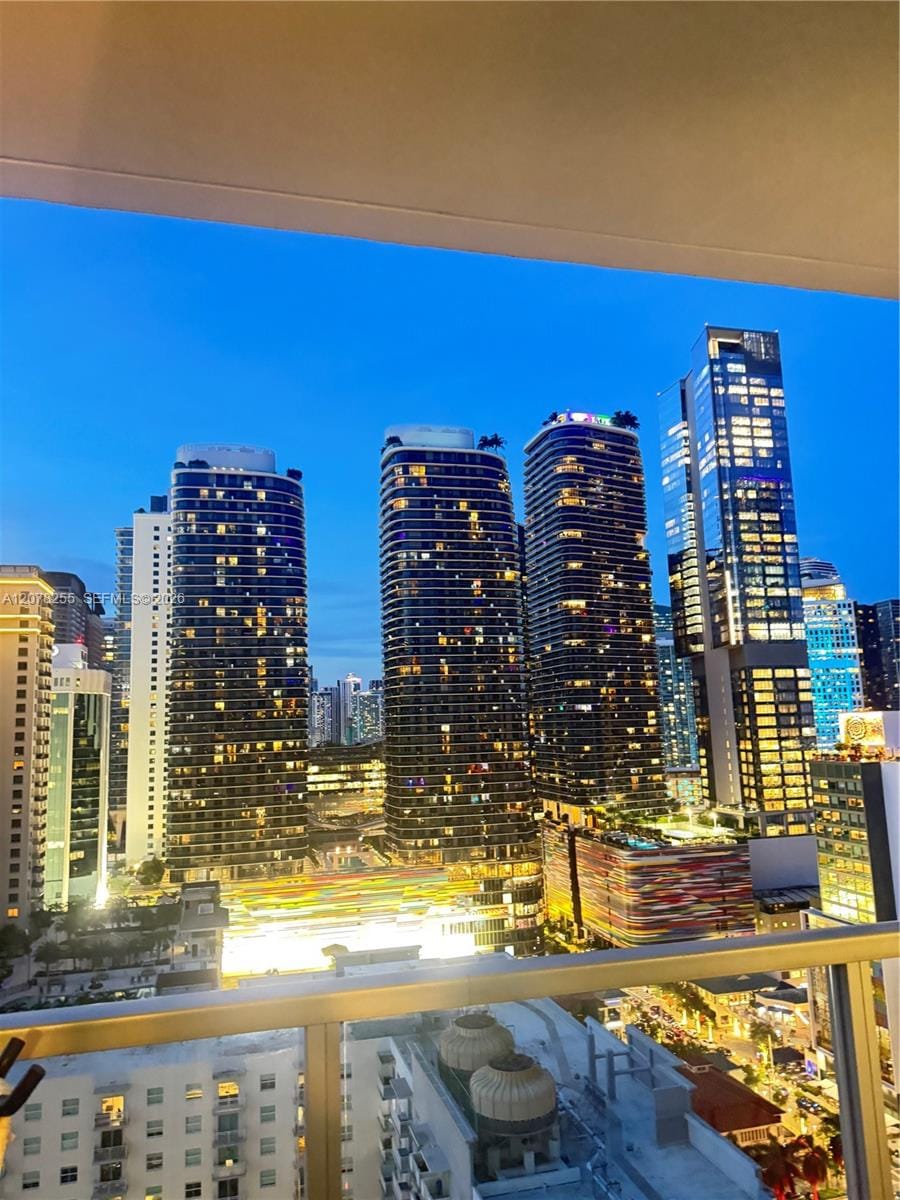 1111 SW 1st Avenue 2721-N, Miami, FL 33130