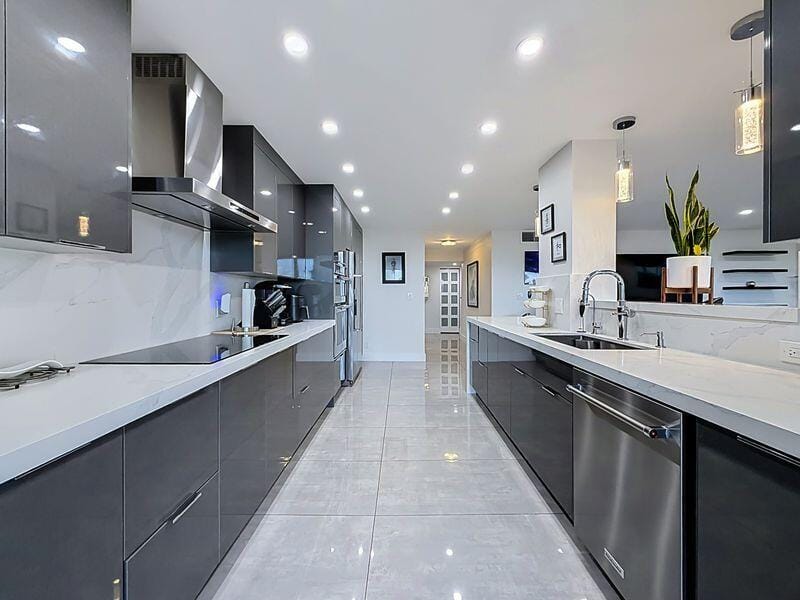 3050 NE 47TH Court 507 — photo 12