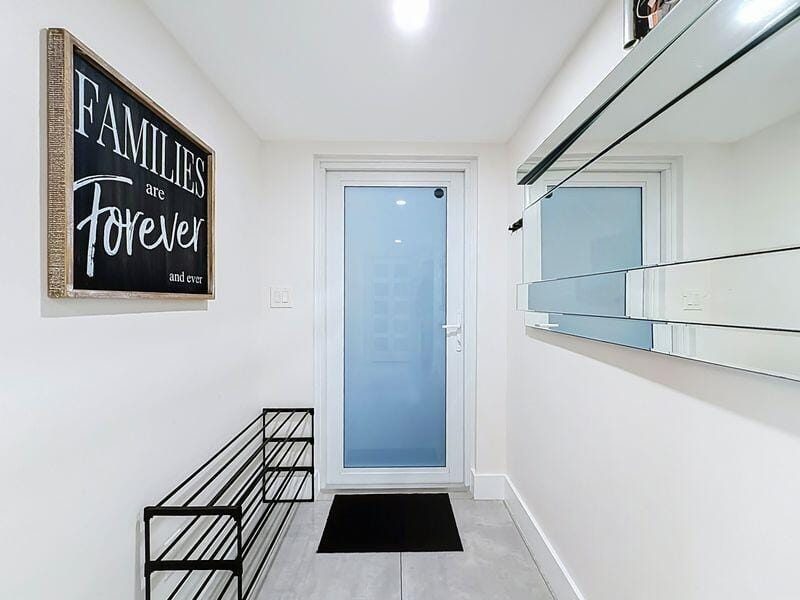 3050 NE 47TH Court 507 — photo 4