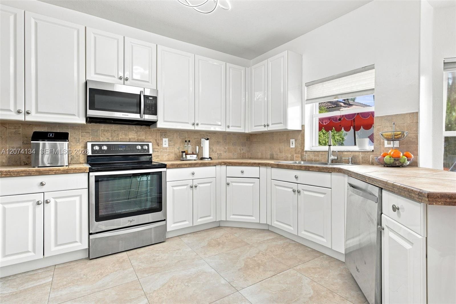 15854 SW 14th Court — photo 10