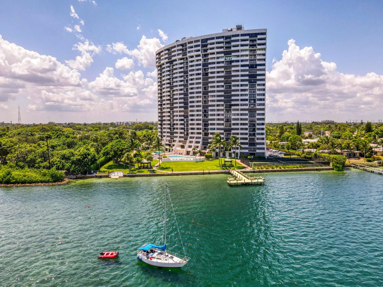 5200 N Flagler Drive 1106, West Palm Beach, FL 33407