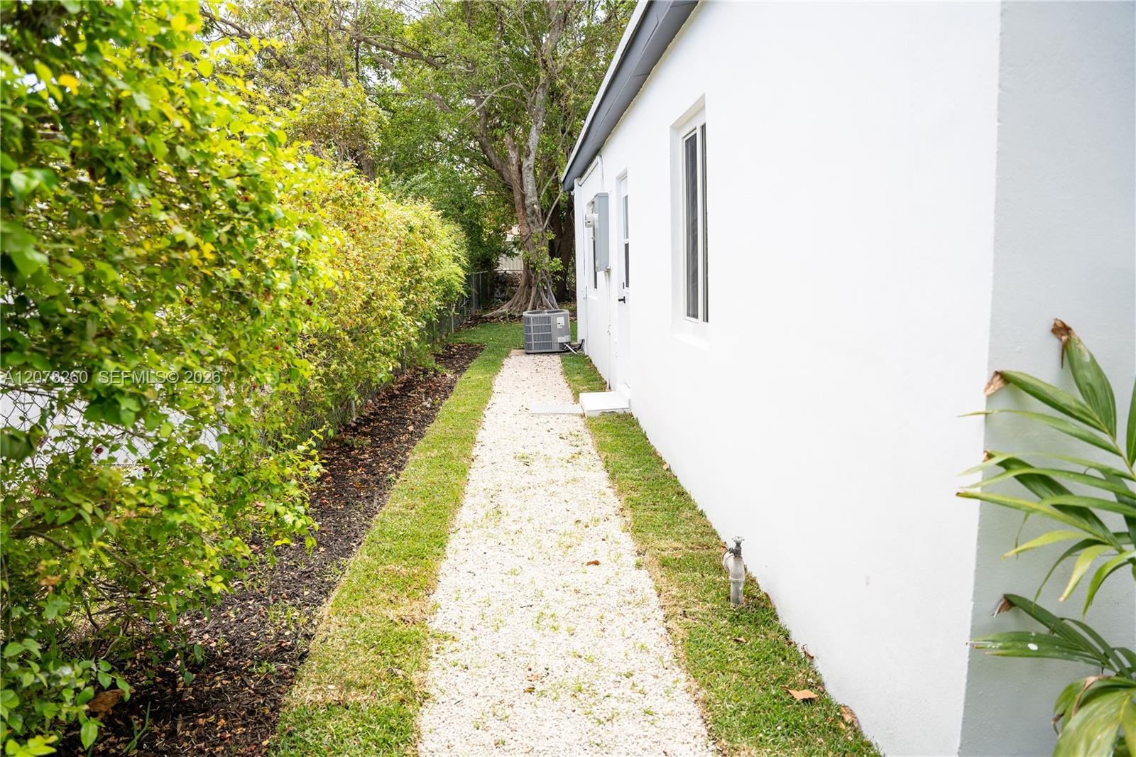 1640 NE 172nd Street, North Miami Beach, FL 33162 photo 24