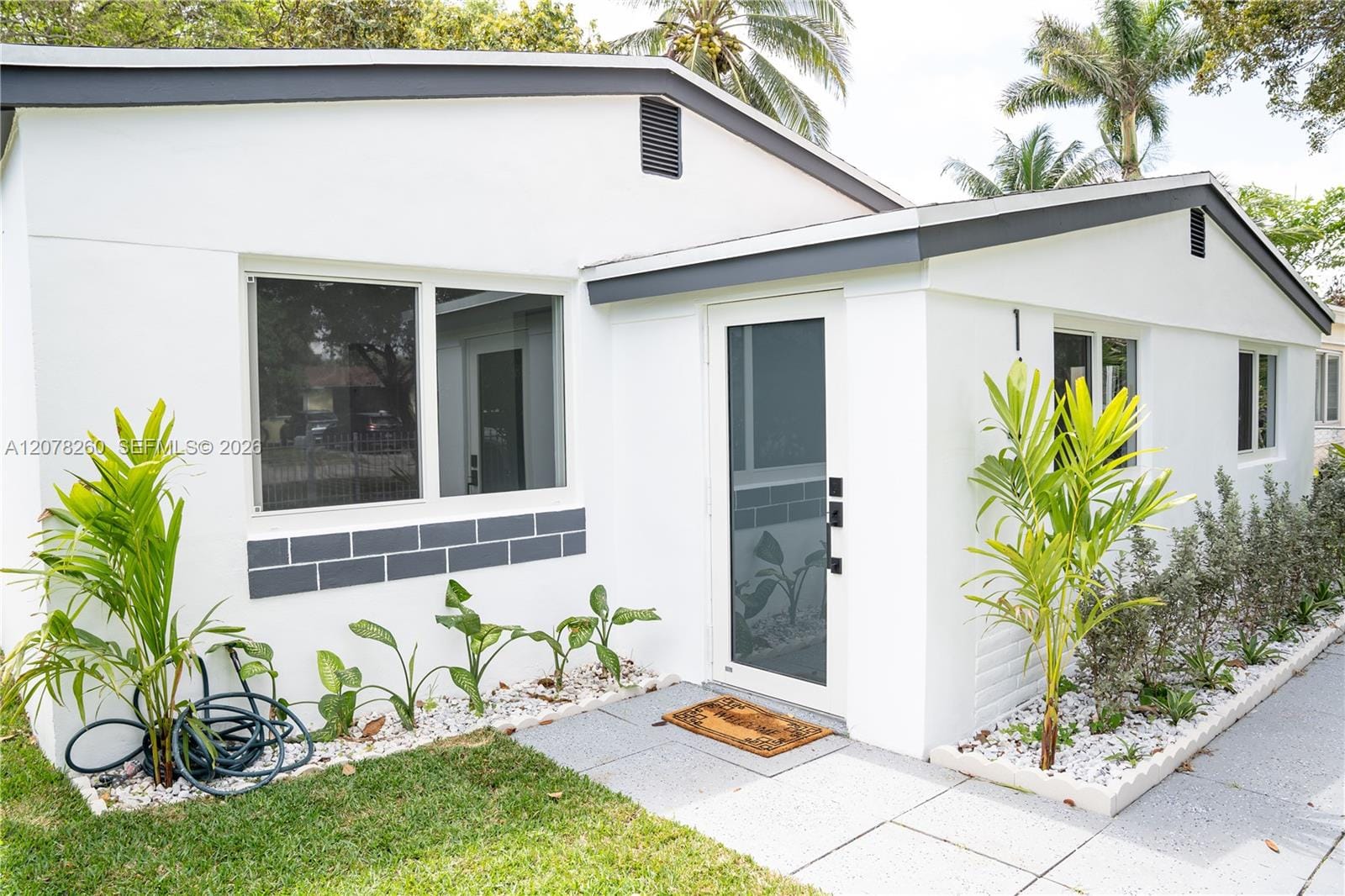 1640 NE 172nd Street, North Miami Beach, FL 33162