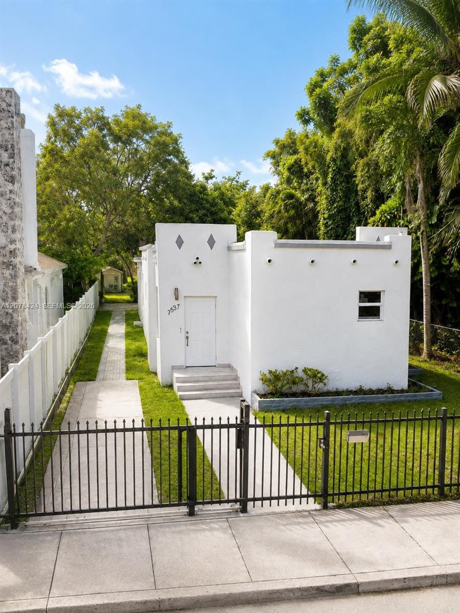 7537 NW 3rd Avenue, Miami, FL 33150