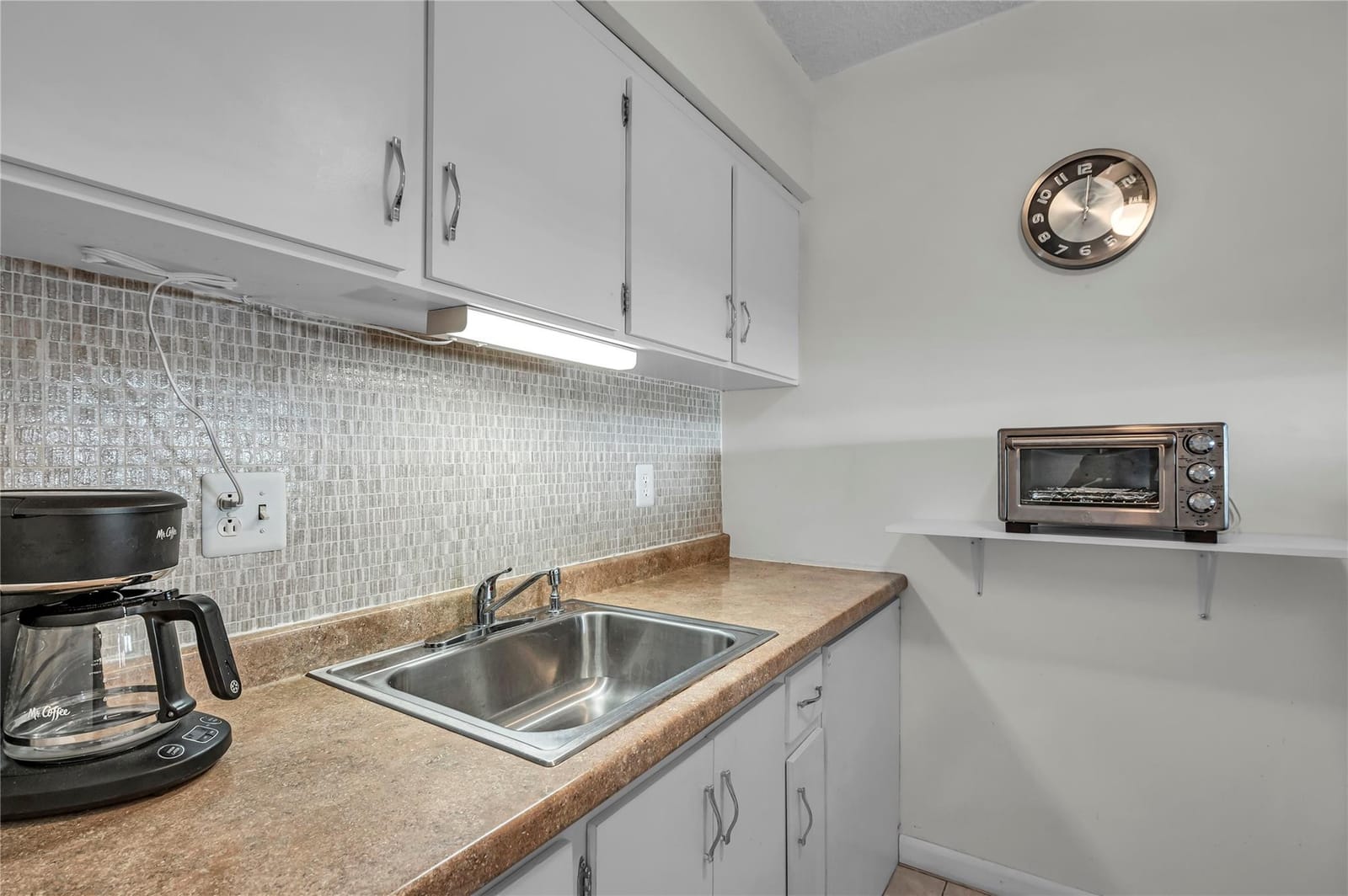 925 SW 11th Avenue Unit j17, Hallandale Beach, FL 33009 photo 15