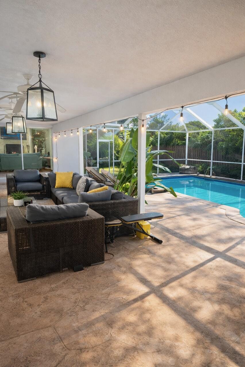 560 S LAKE DASHA Drive, Plantation, FL 33324 photo 12