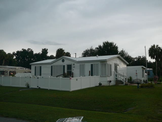 199 IMPERIAL Way, Fort Pierce, FL 34951