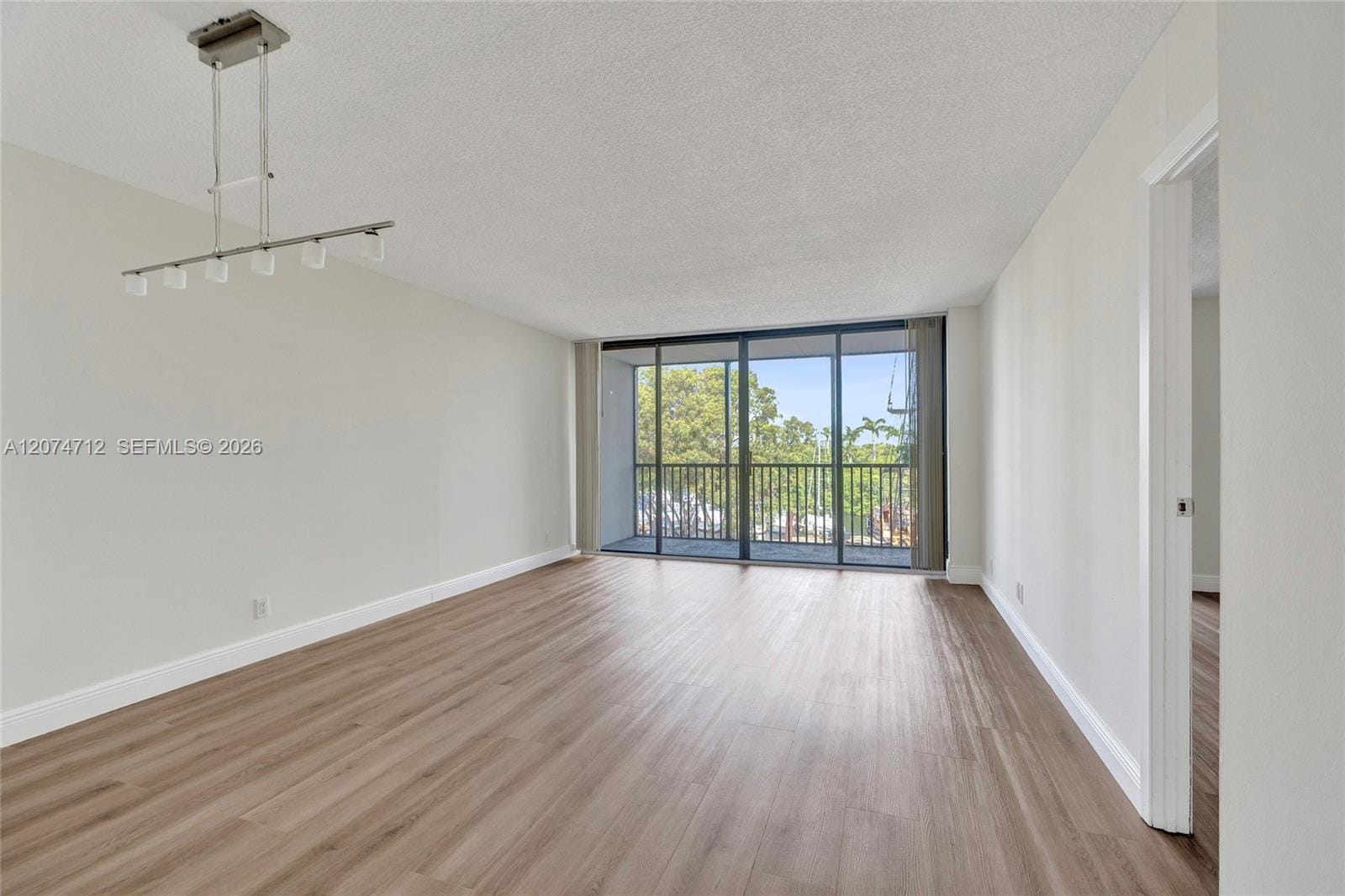 3401 N Country Club Drive EI403 — photo 3