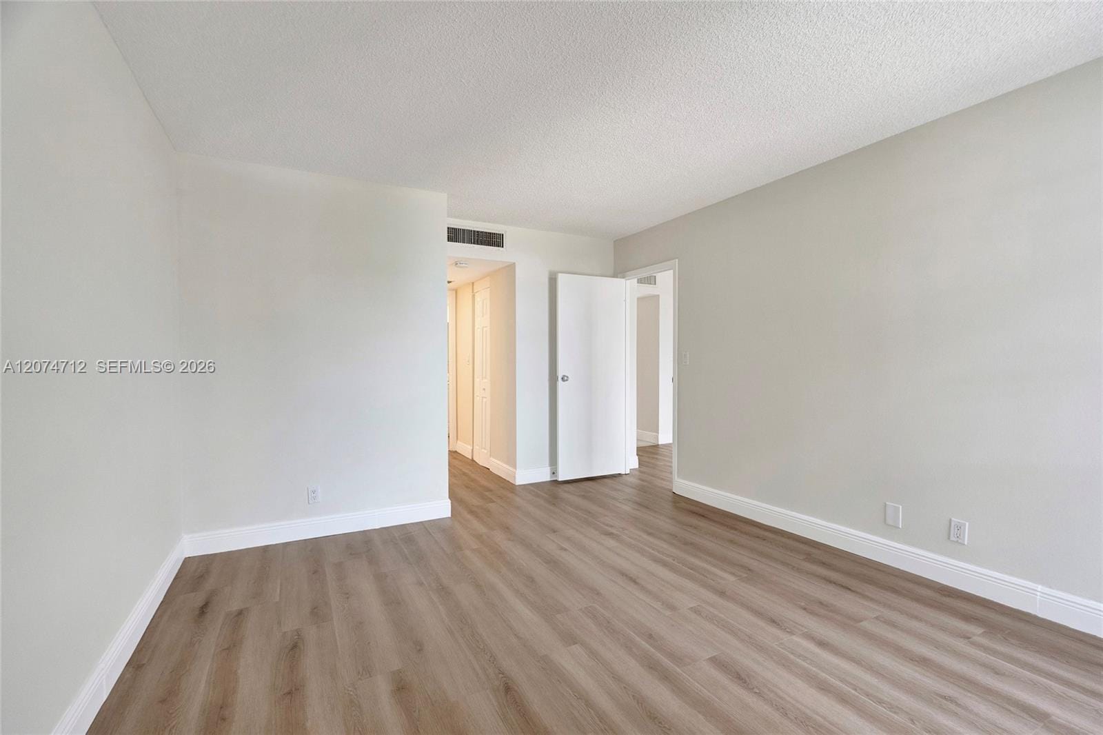 3401 N Country Club Drive EI403 — photo 6