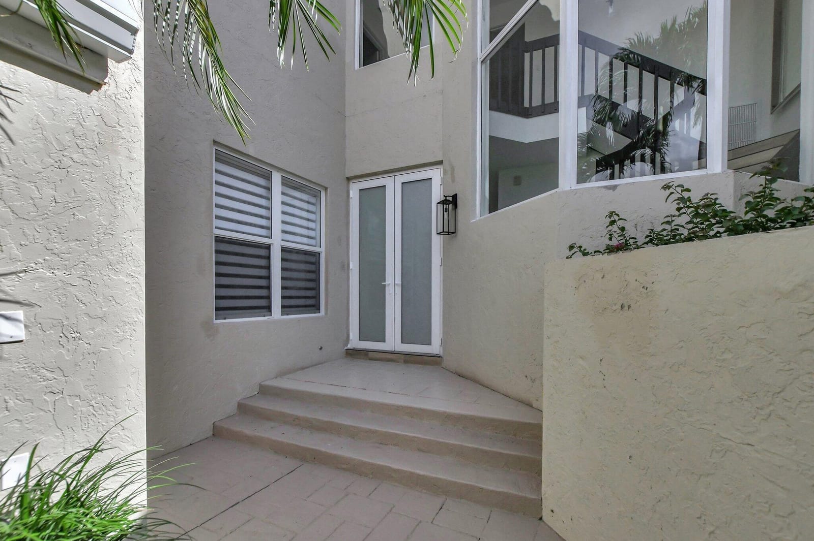 7477 CAMPO FLORIDO — photo 2