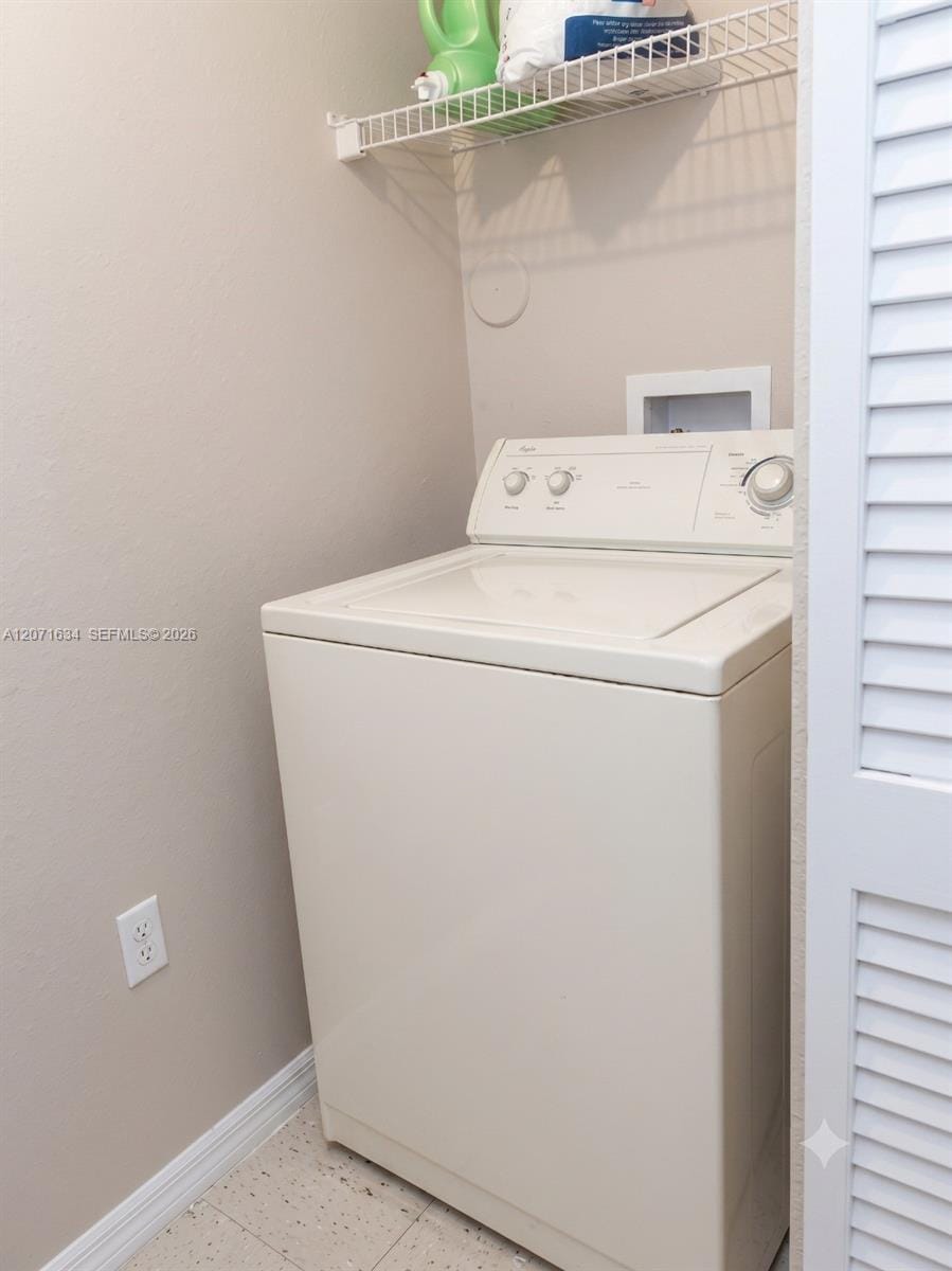 6498 W Sample Road 6498 — photo 7