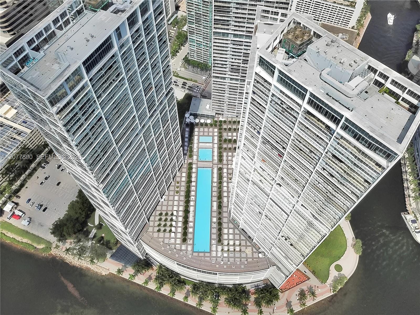 495 Brickell Avenue 2707, Miami, FL 33131