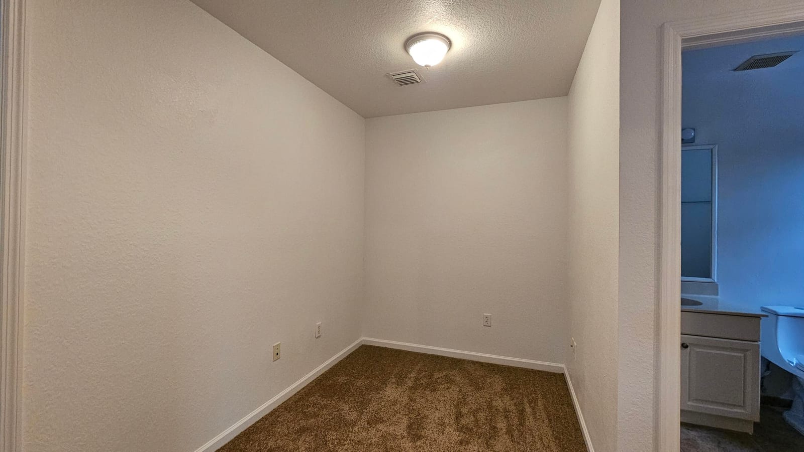2022 ISLAND Drive — photo 8