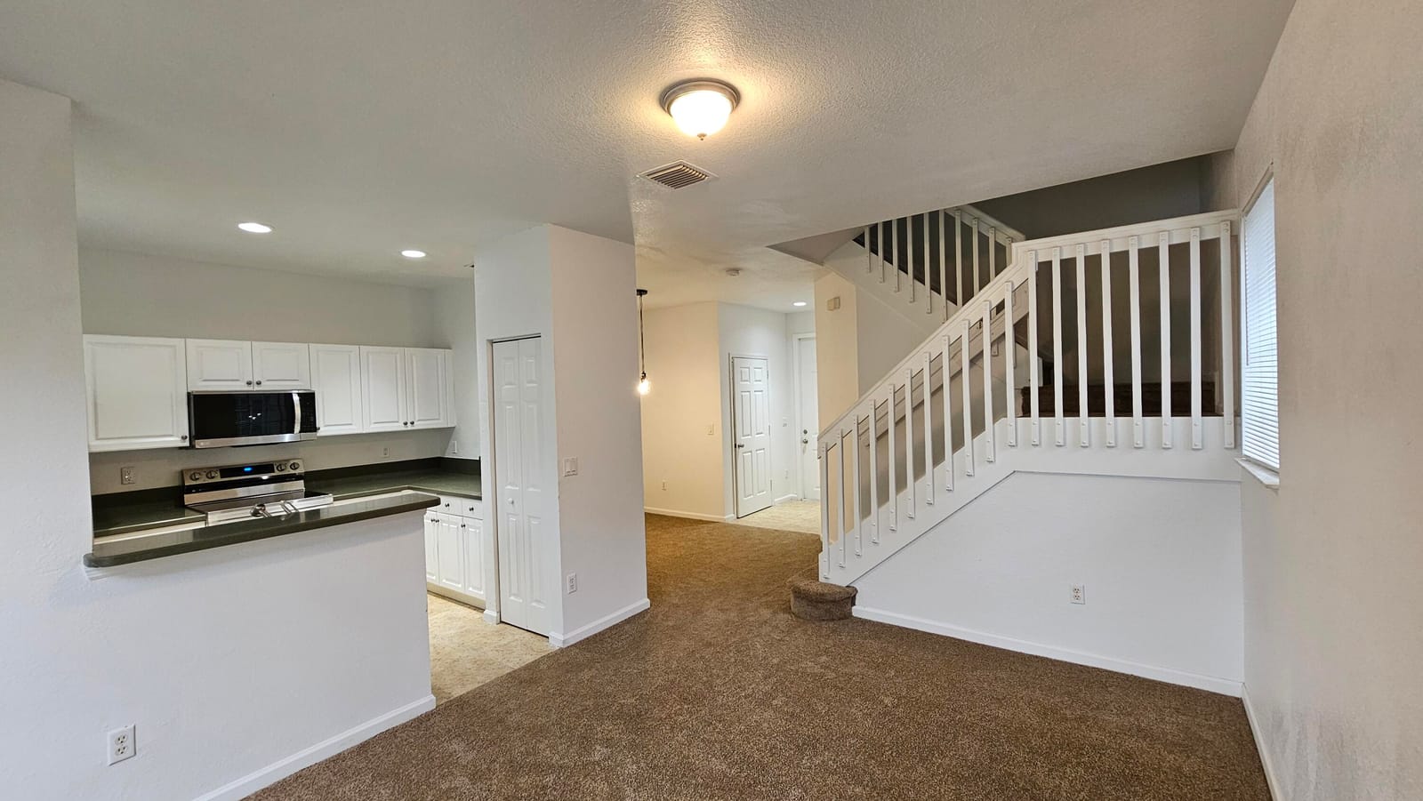 2022 ISLAND Drive — photo 2