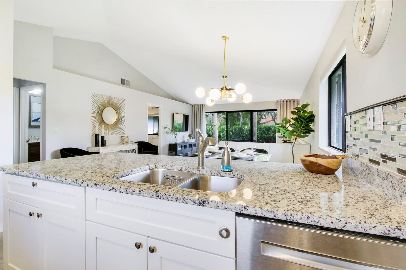 108 CLUB Drive — photo 11