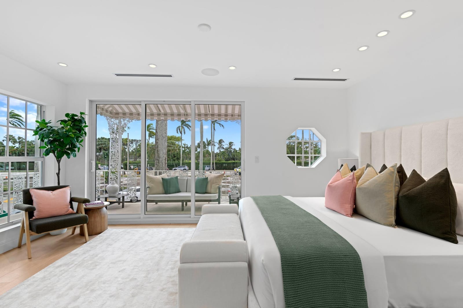 255 ROYAL POINCIANA Way 2nd floor, Palm Beach, FL 33480 photo 20