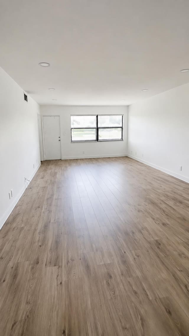 3107 SW 20th Terrace 20C1, Delray Beach, FL 33445