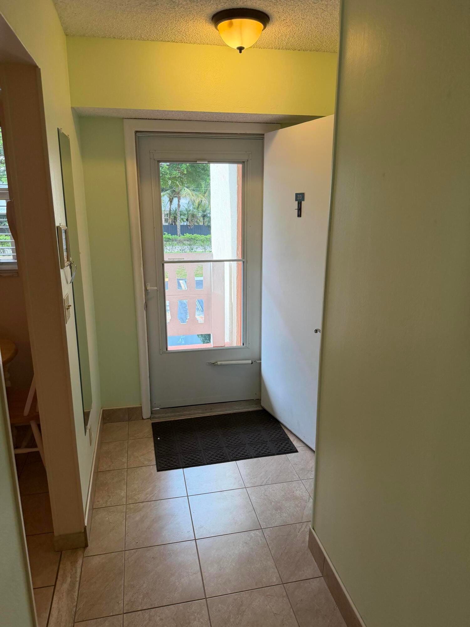 206 SE 10TH Street 201 — photo 7