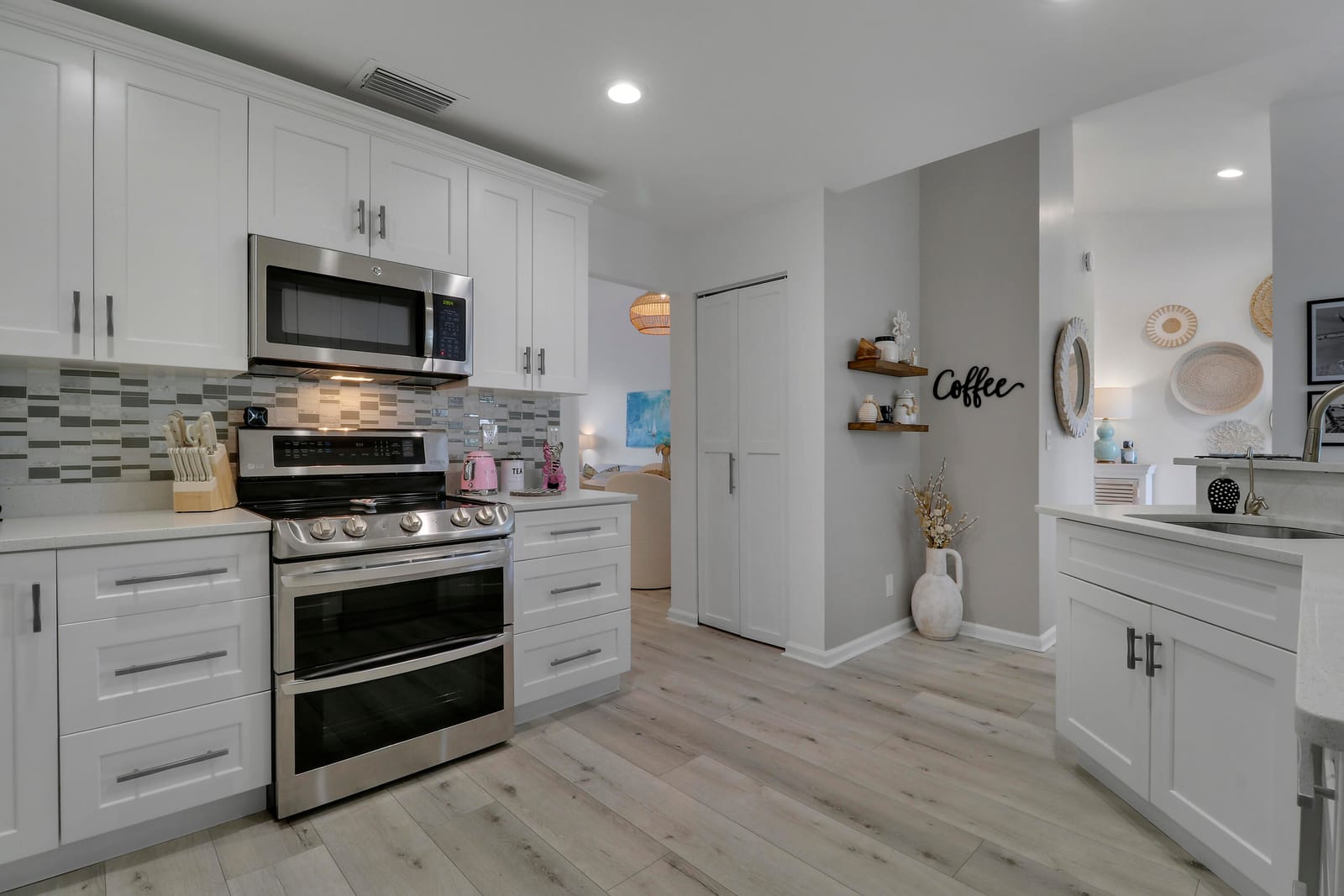 8925 SE Riverfront Terrace, Tequesta, FL 33469 photo 9