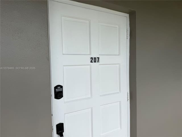 5200 Washington Street 207, Hillcrest, Hollywood, FL