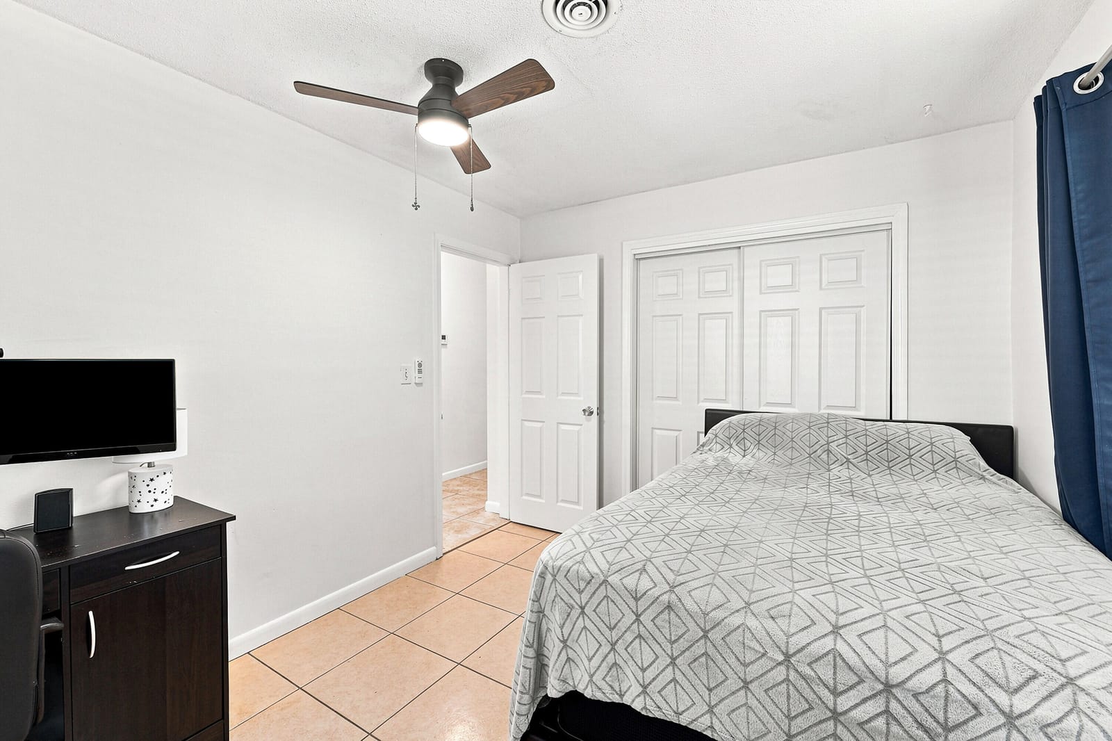 2908 NW 48TH Street — photo 8