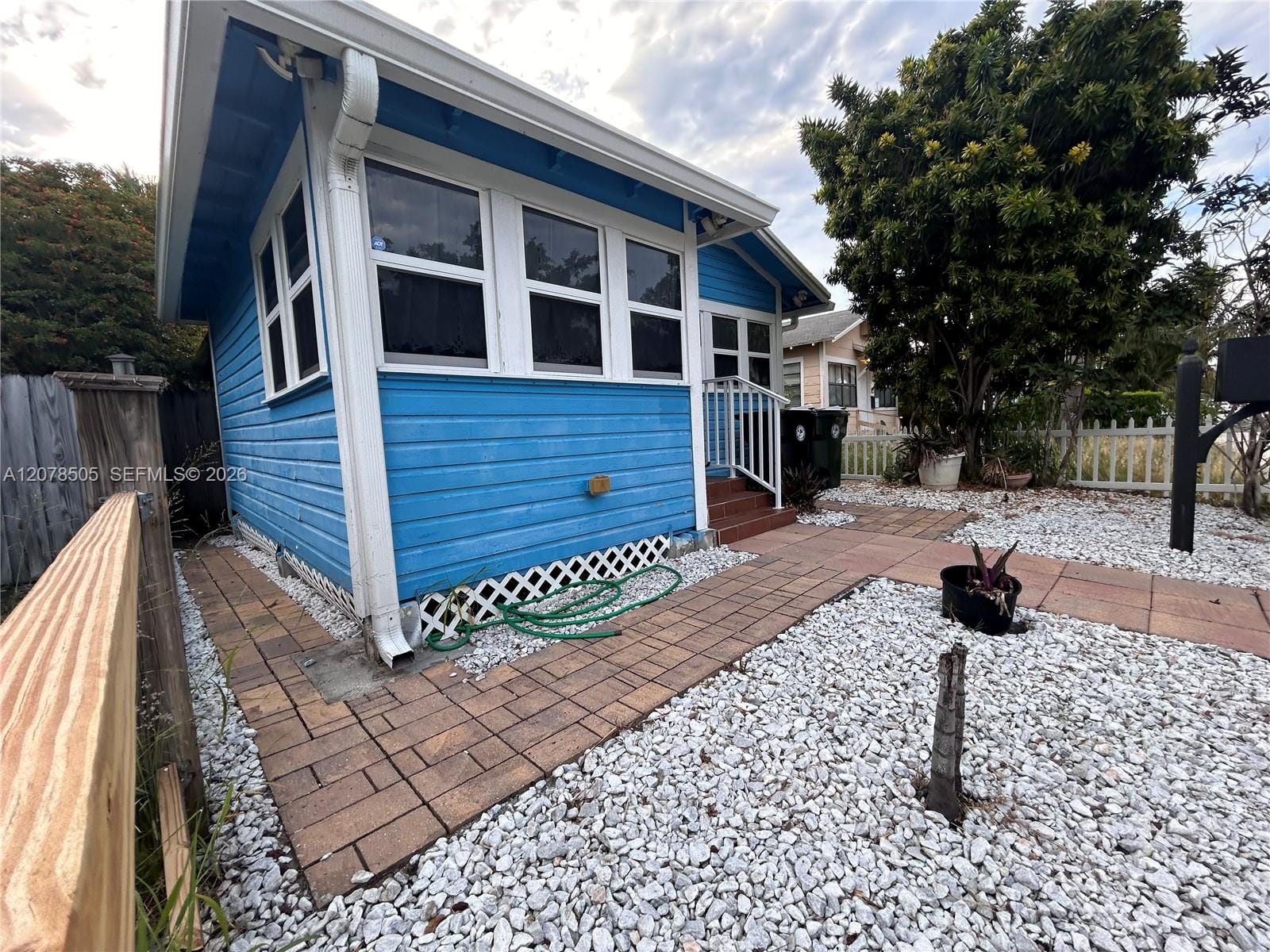 413 S K Street — photo 1