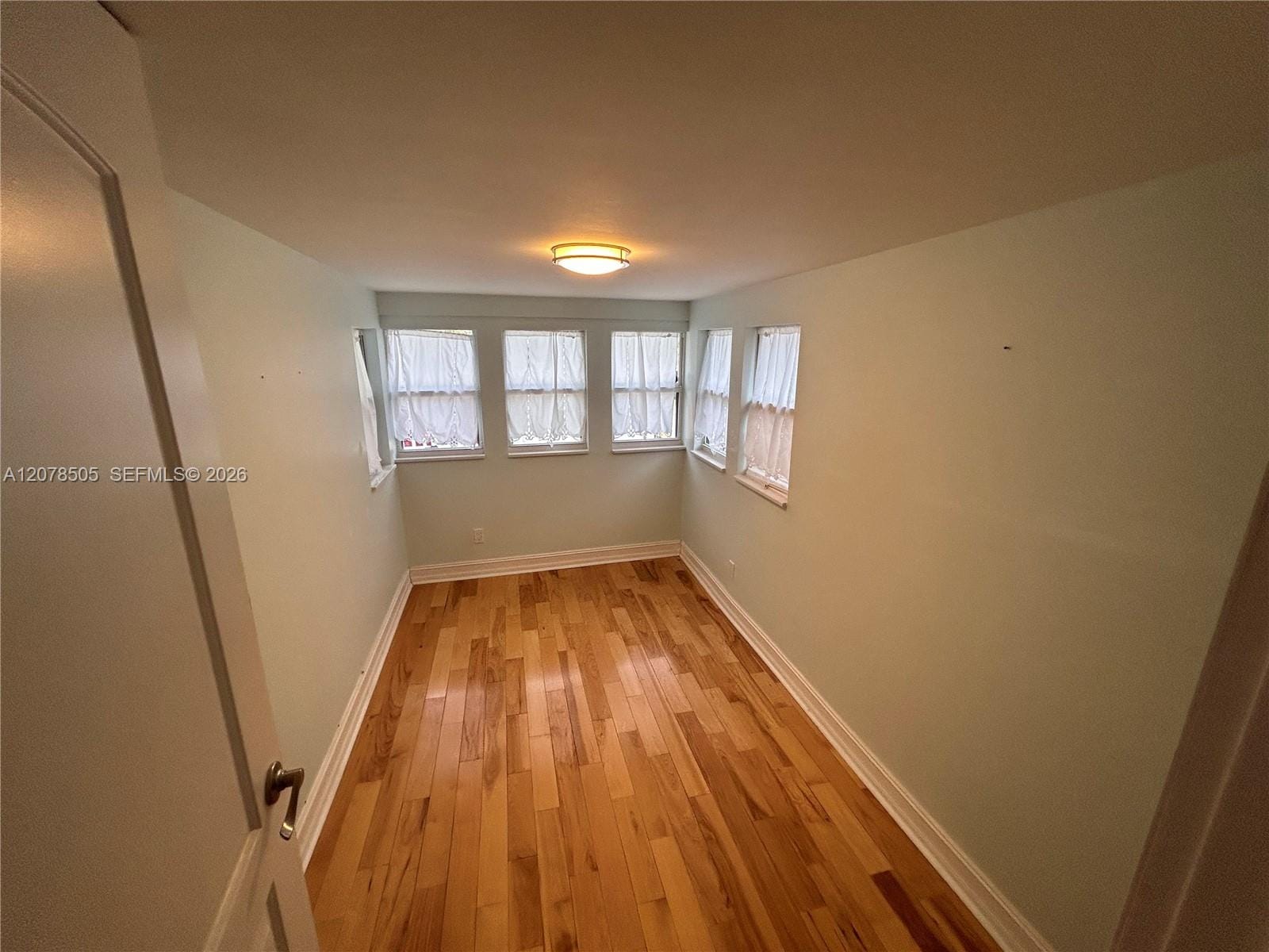 413 S K Street — photo 4