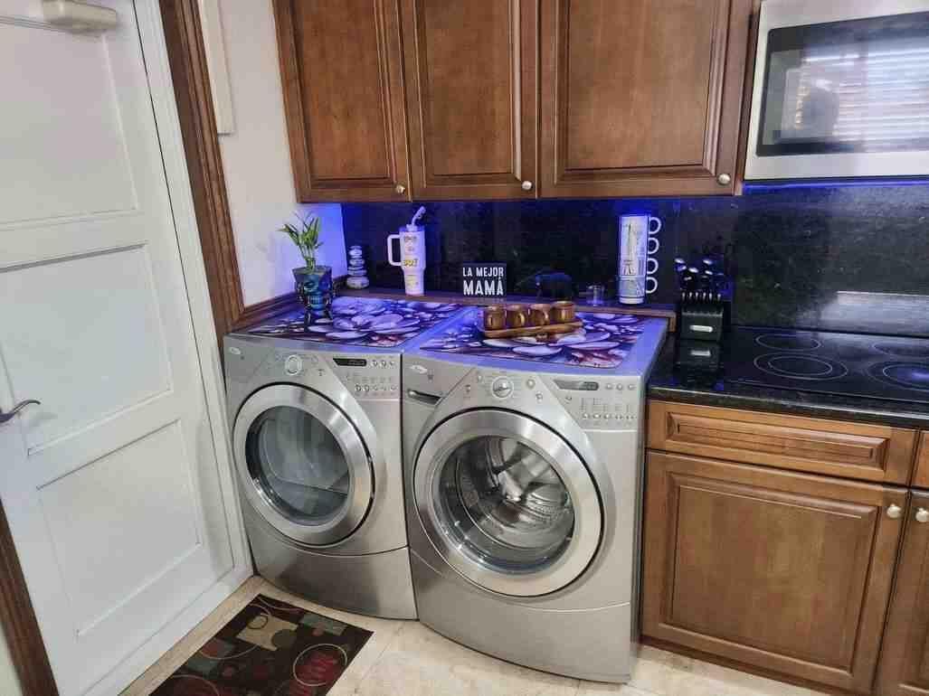 1195 NW 30TH Place, Miami, FL 33125 photo 3
