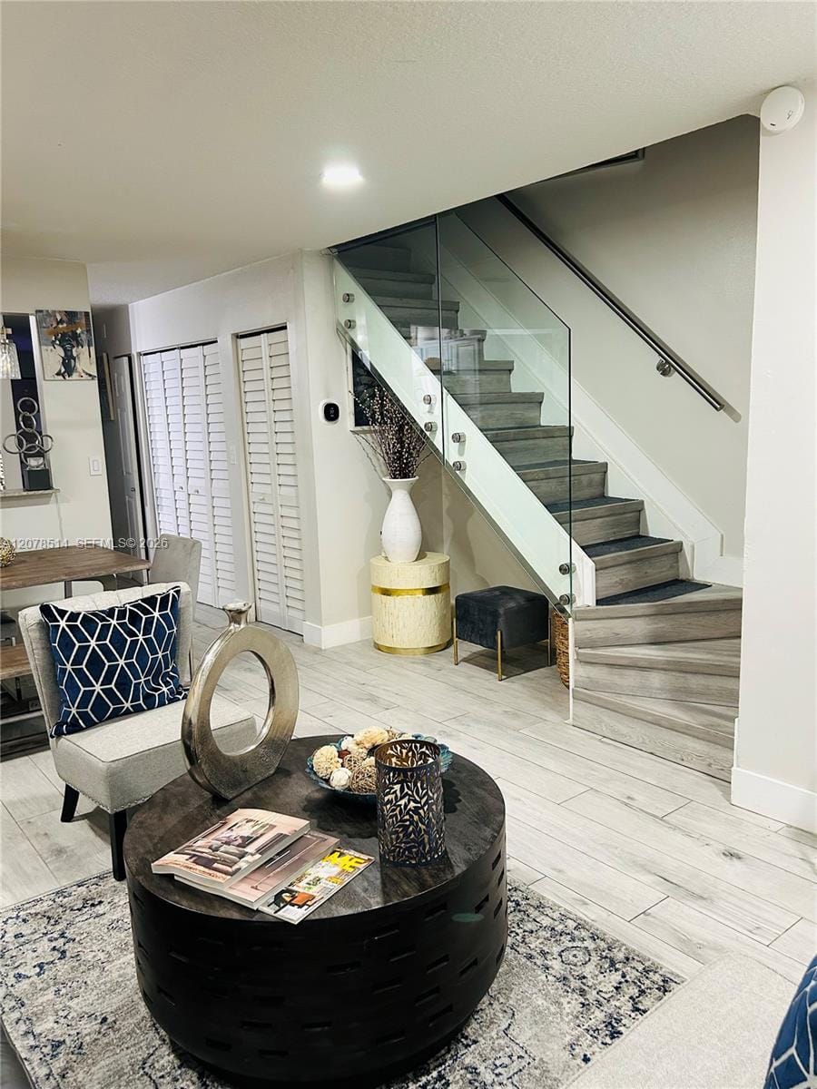 9835 Riverside Drive 7-39 — photo 4