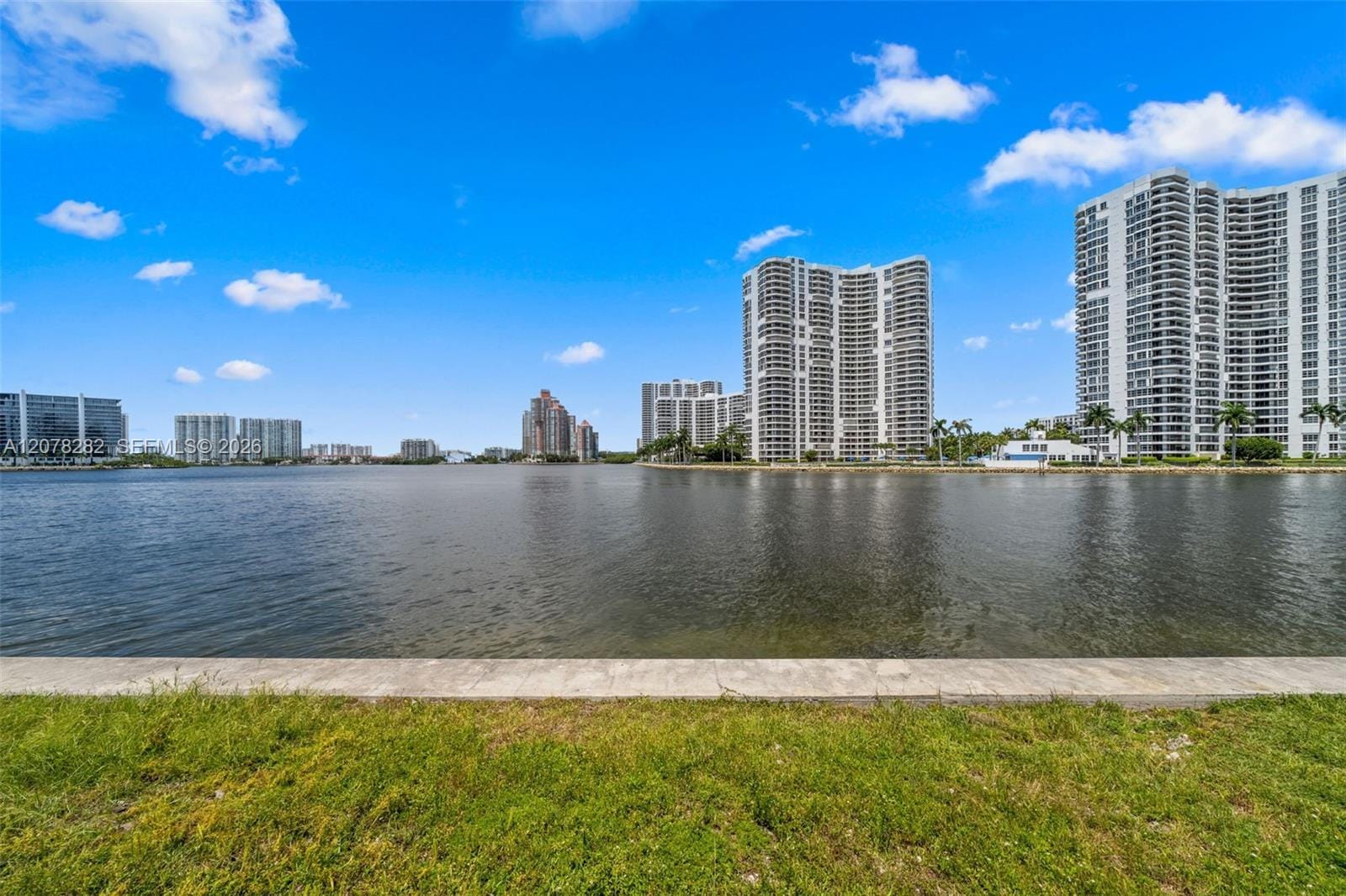 18970 N Bay Road, Sunny Isles Beach, FL 33160 photo 2