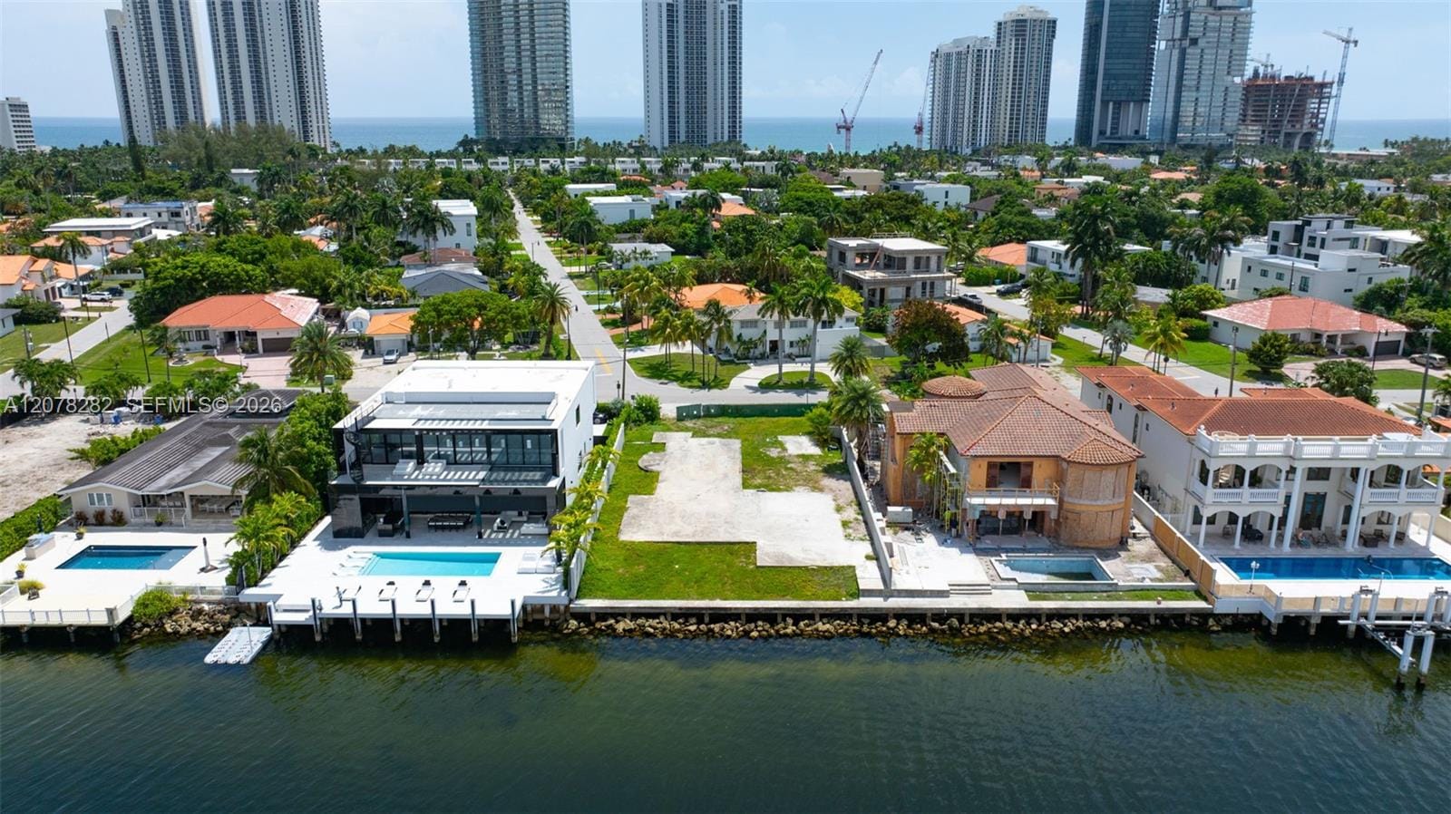 18970 N Bay Road, Sunny Isles Beach, FL 33160 photo 6