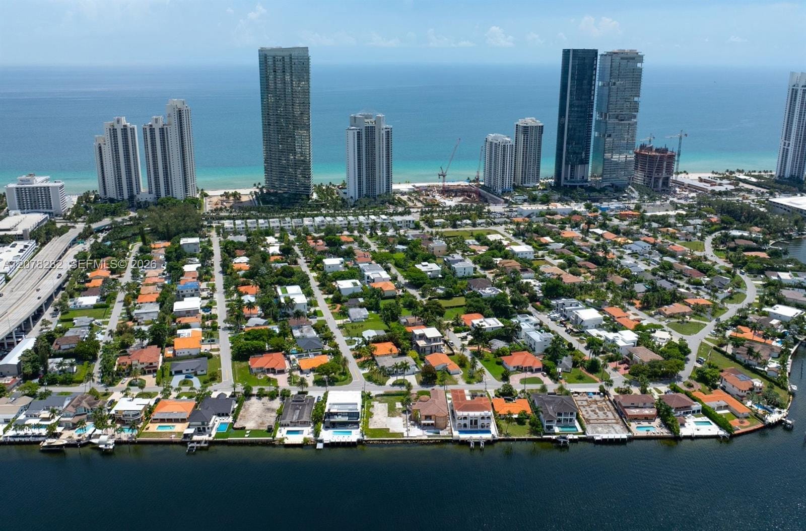 18970 N Bay Road, Sunny Isles Beach, FL 33160 photo 9