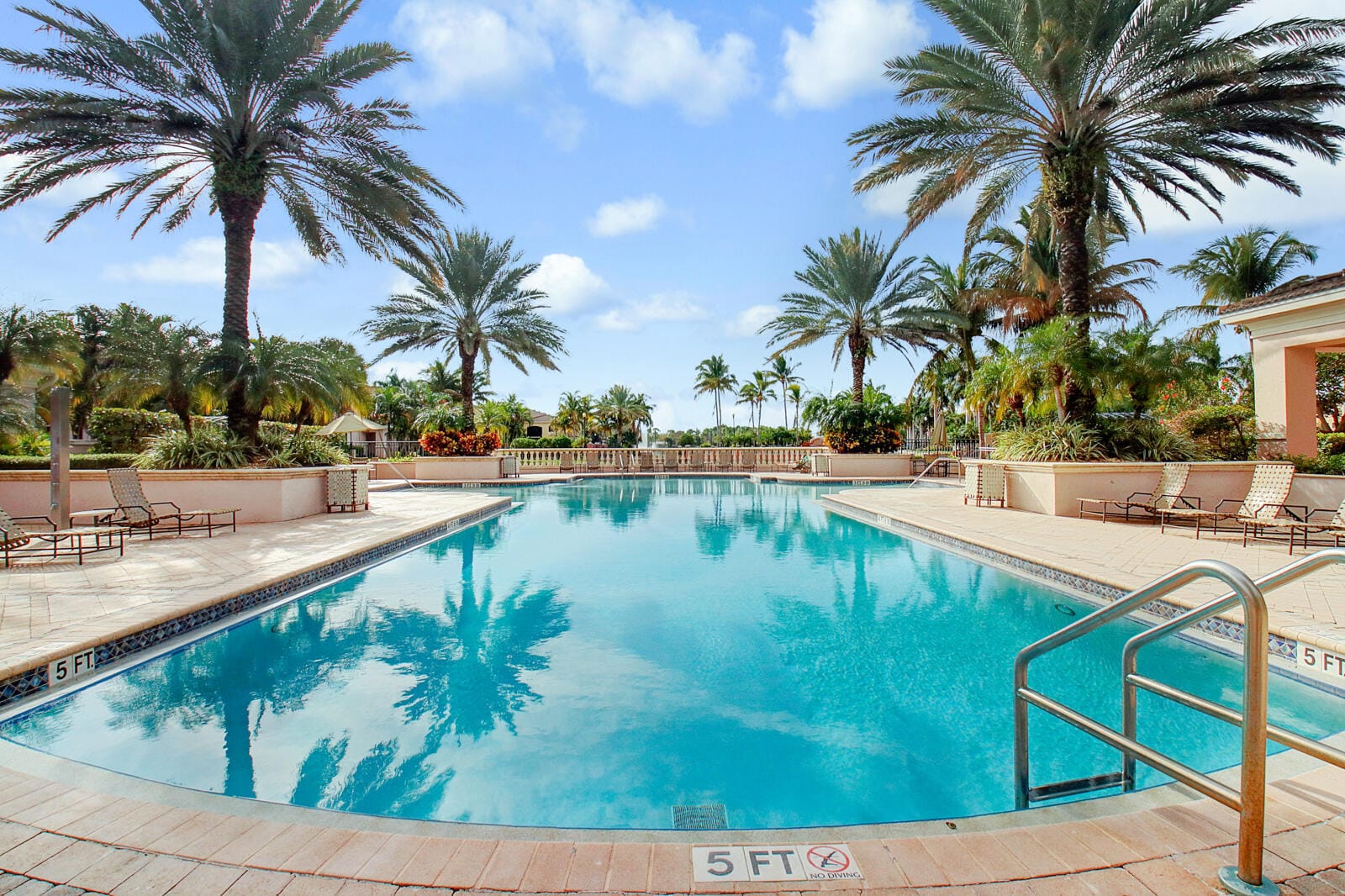 2801 SARENTO Place 304, Palm Beach Gardens, FL 33410 photo 14