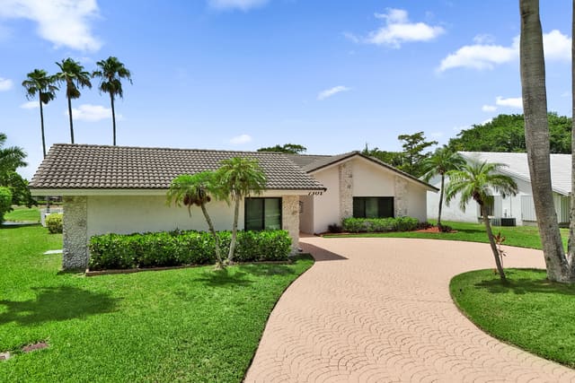 7301 NW 83rd Way, Tamarac, FL 33321