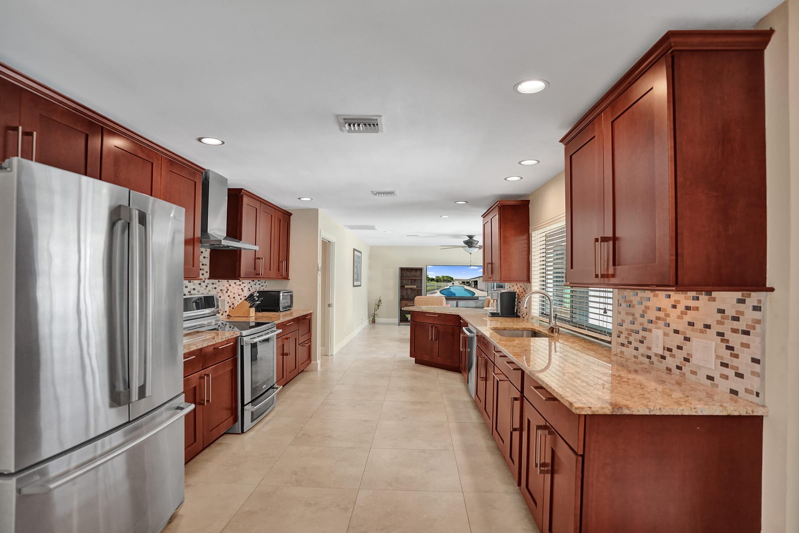 7301 NW 83rd Way, Tamarac, FL 33321 photo 14