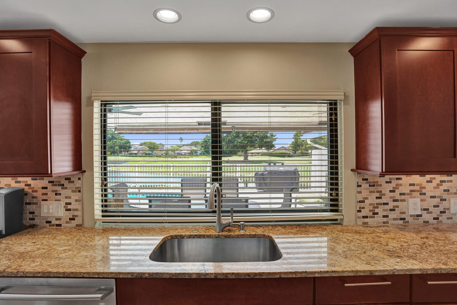7301 NW 83rd Way, Tamarac, FL 33321 photo 16