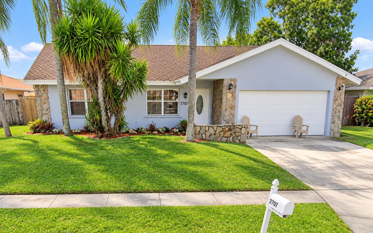 2707 STARWOOD Circle