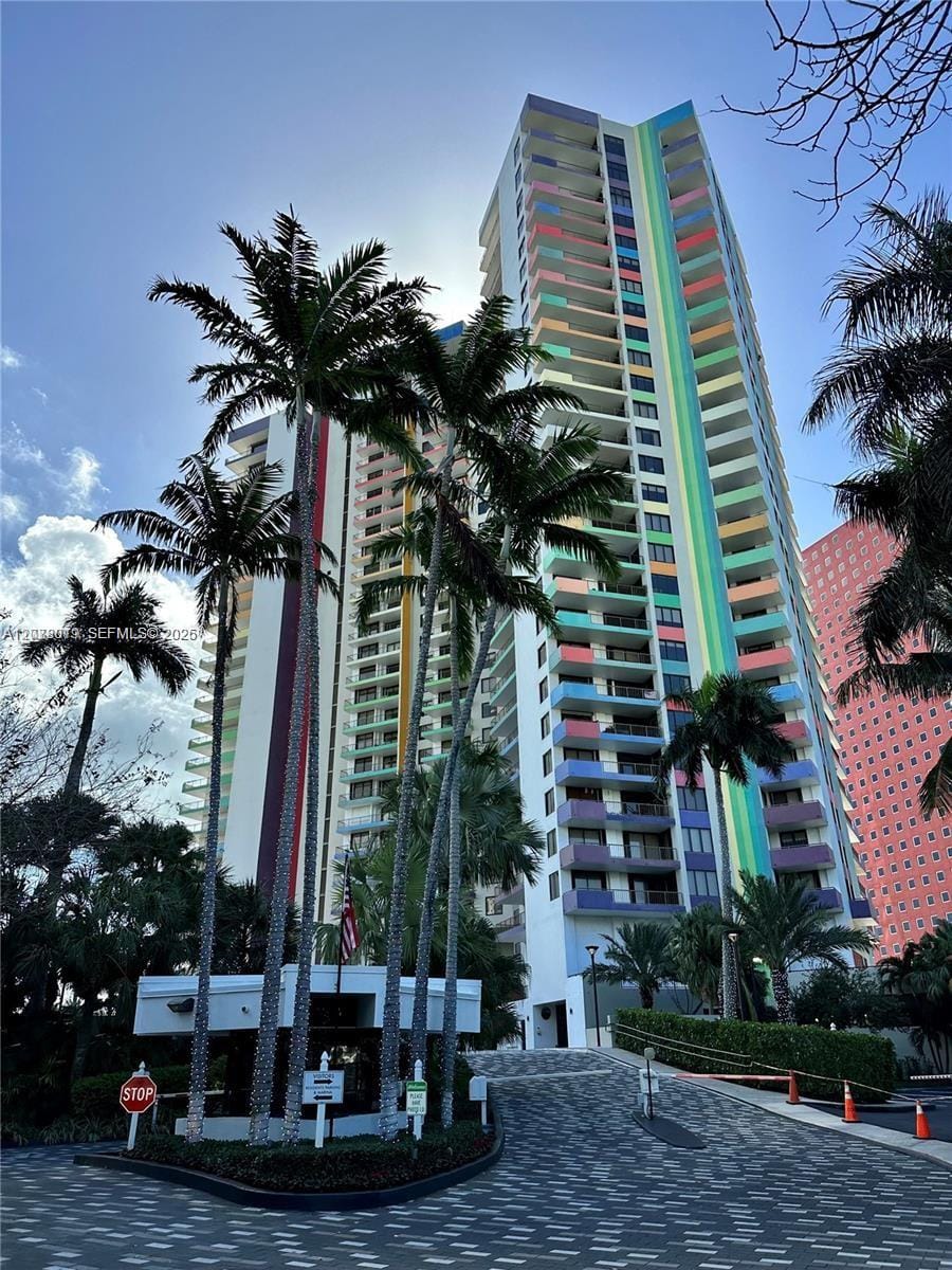 1581 Brickell Avenue PH106, Miami, FL 33129 photo 25