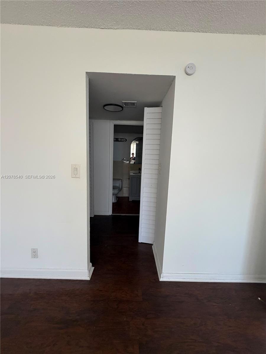 2025 NE 164th Street 1015 — photo 6
