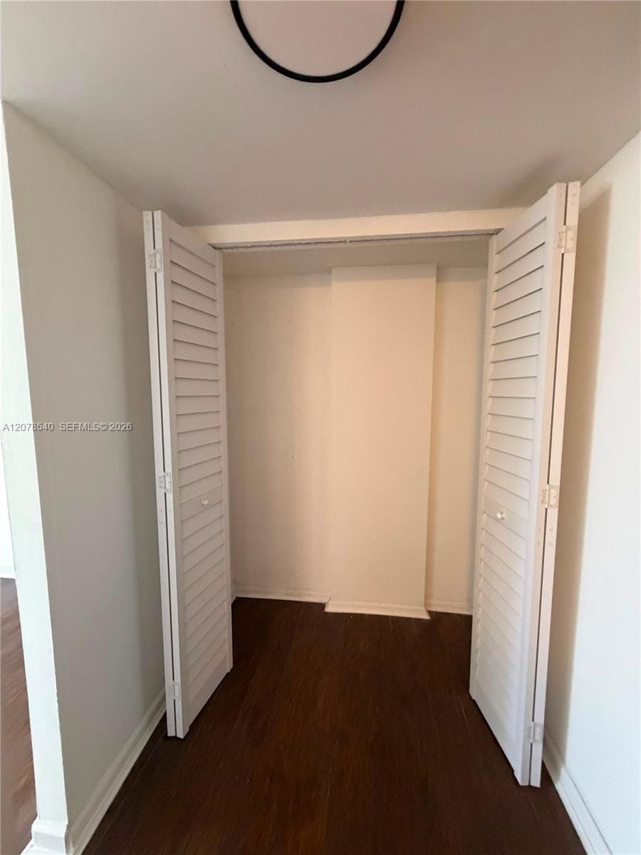 2025 NE 164th Street 1015 — photo 8