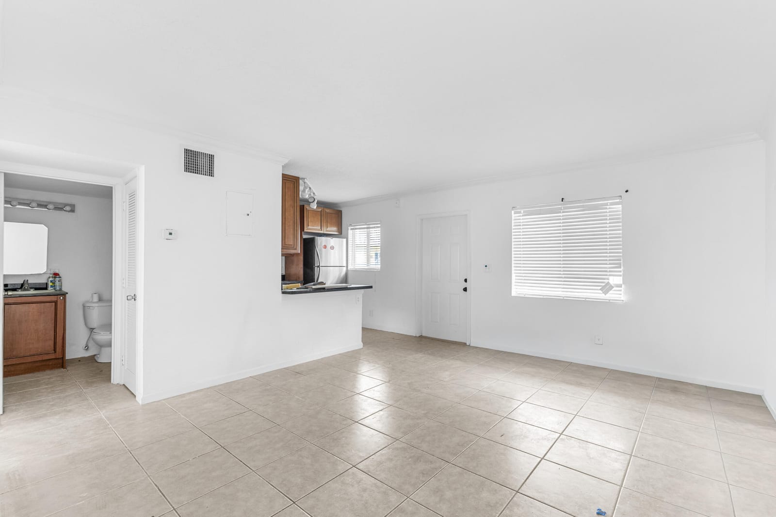 2655 NE 8th Avenue 106, Wilton Manors, FL 33334 photo 4