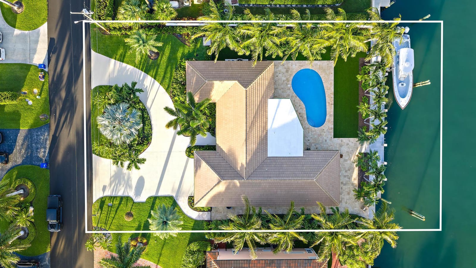 1051 Coral Way — photo 7